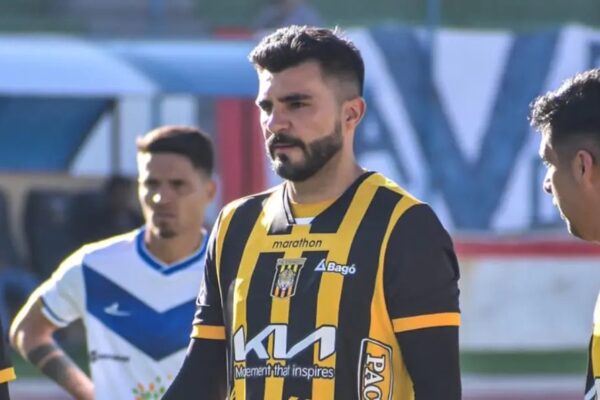 TRIVERIO SE VA DE THE STRONGEST